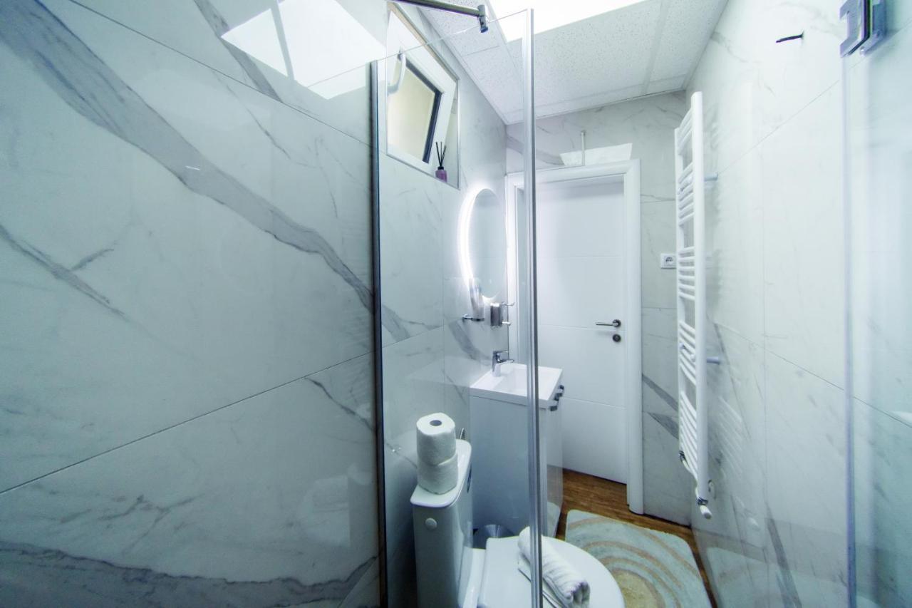 La Lorre Lux Apartment 雅戈丁那 外观 照片