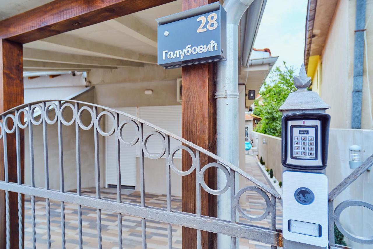 La Lorre Lux Apartment 雅戈丁那 外观 照片